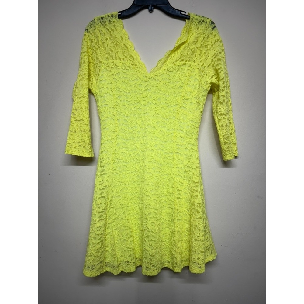 Charlotte Russe Yellow Lace Skater Dress‎ Women's Large V-Neck Fit Flare Y2K